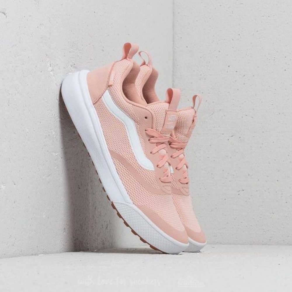 Vans UltraRange Rapidweld Rose Cloud 9.5